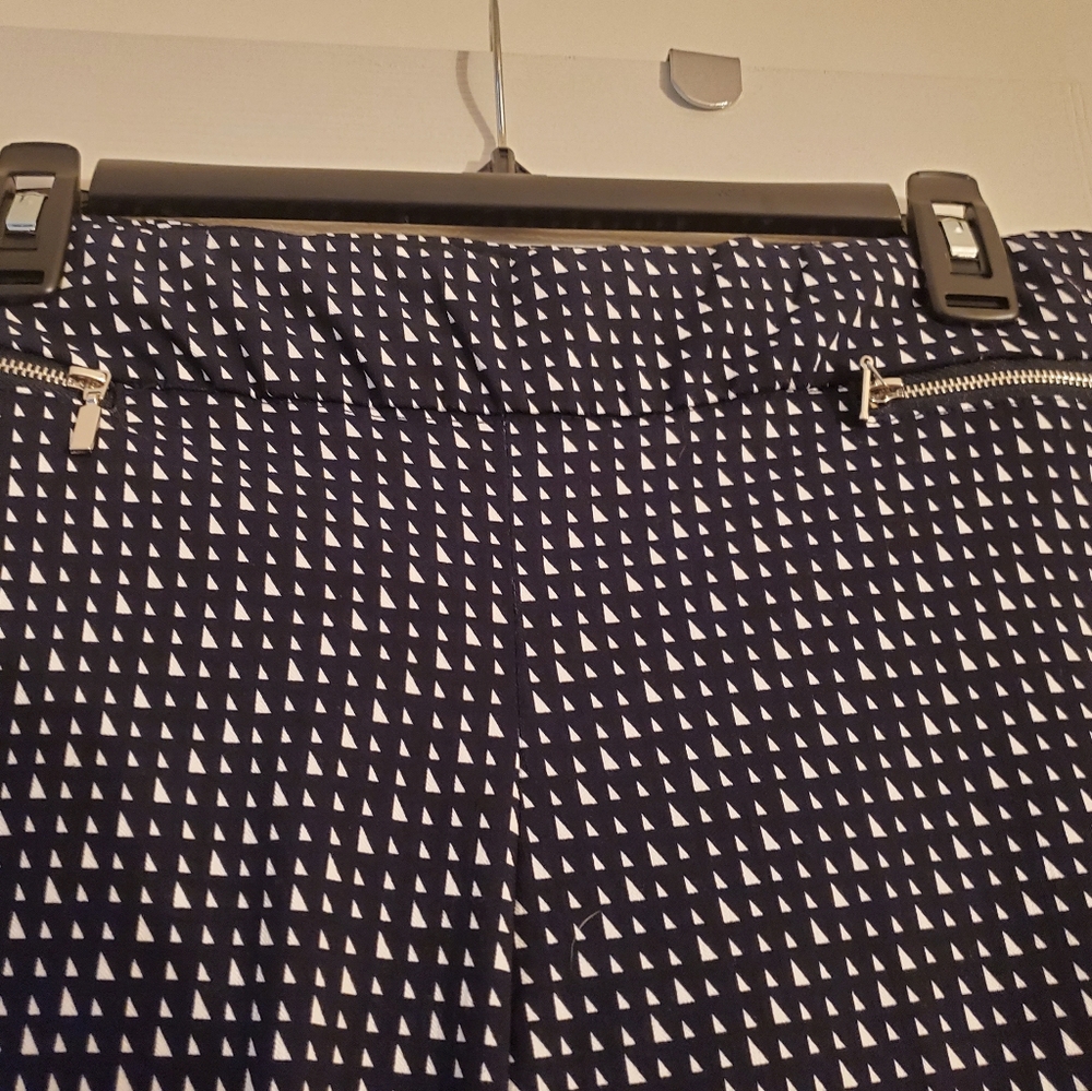Capri pants